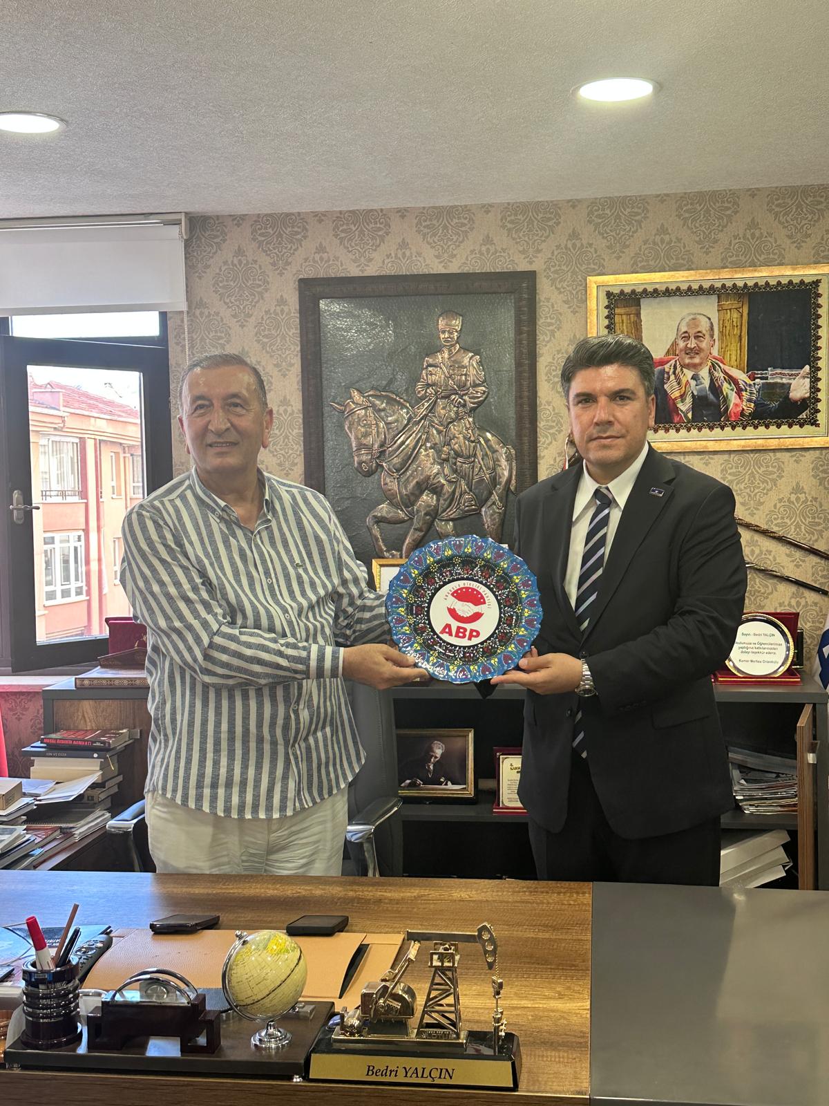 ABP Genel Merkezi’nde Güçlü Buluşma: İş Dünyası, Akademi ve STK Temsilcilerinden Anlamlı Ziyaret
