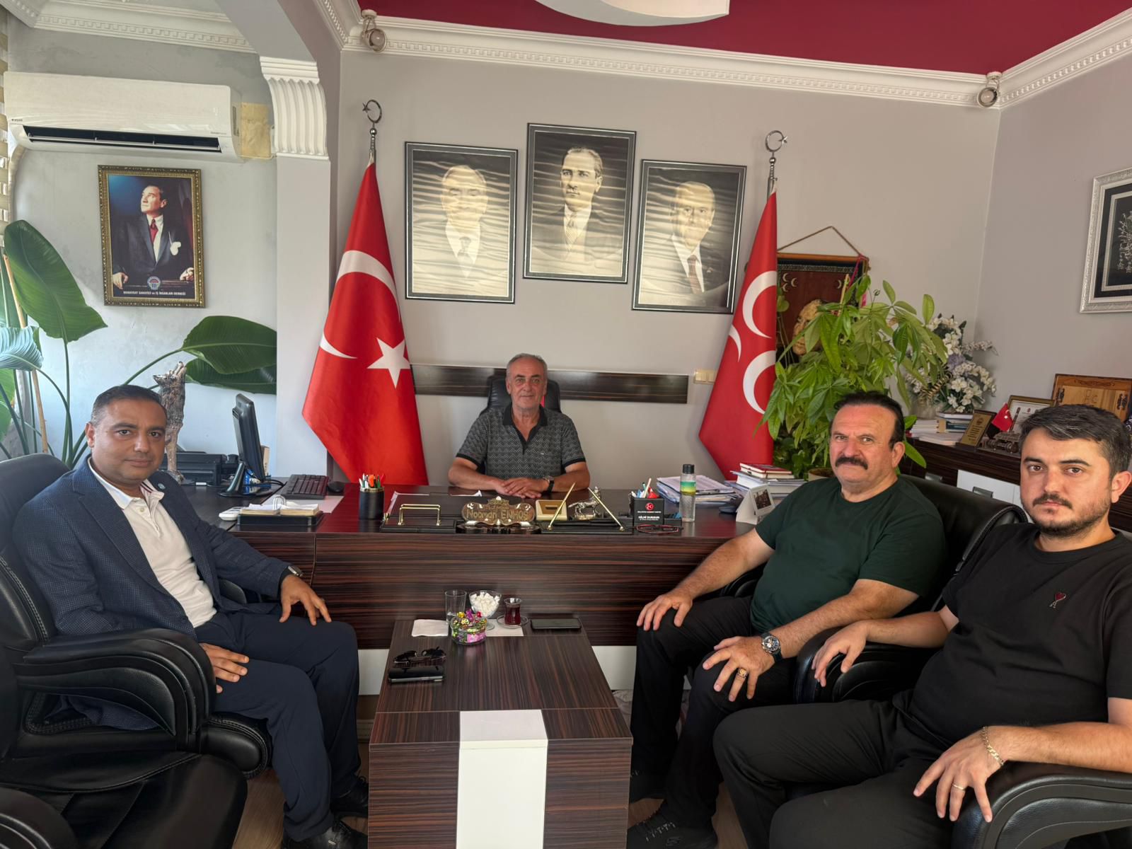 Türkiye Ak Gençlik Ocakları Lideri Ferhat Aydoğan’dan Siyasi Parti Temasları