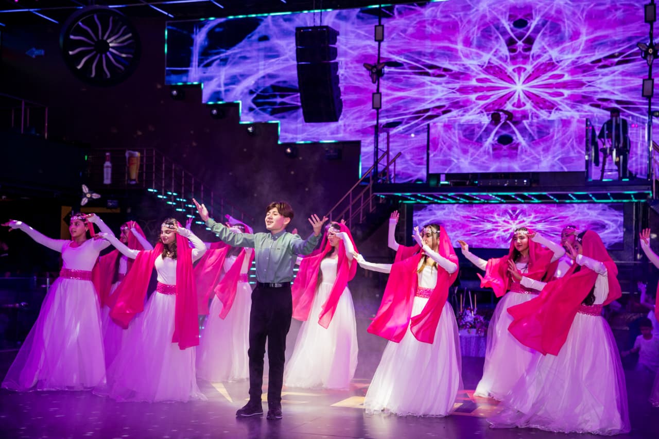 Bakü Çocuk ve Gençlik Yaratıcılık Merkezi'nin 25. Yıl Dönümü Muhteşem Bir Akşamla Kutlandı