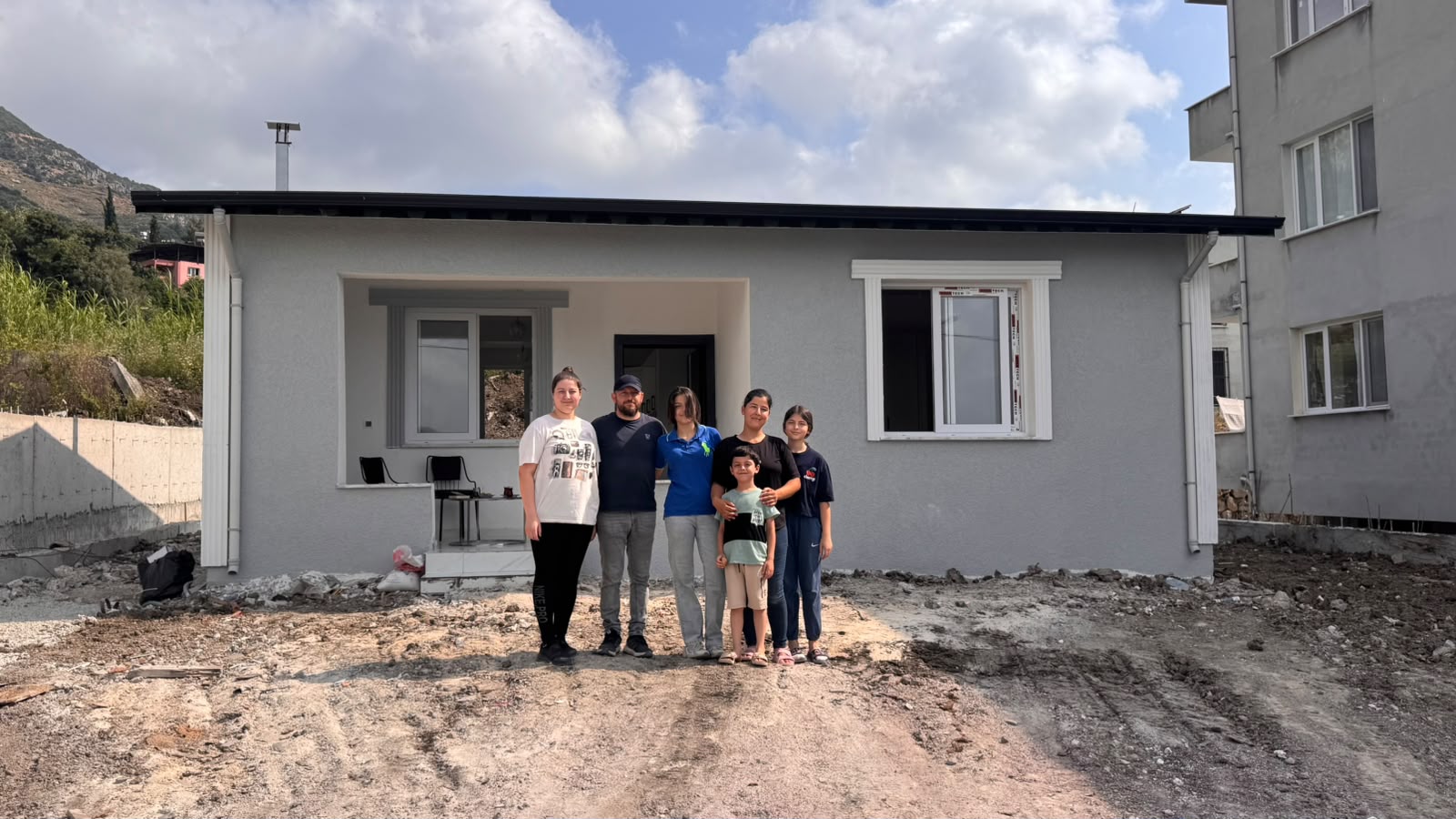 Mum ışığında Ders Çalıştı ve Fen Lisesini Kazandı 