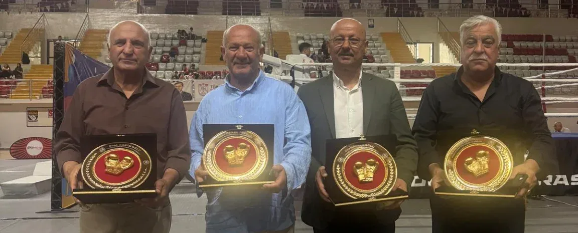 "Ringlerin şampiyonlarına vefa"
