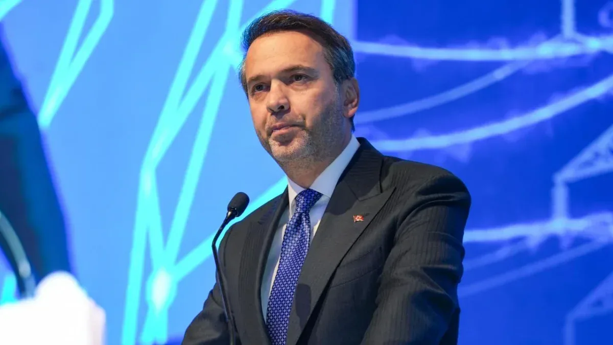 Bakan Bayraktar: Enerji dönüşümünün anahtarı elektrifikasyon