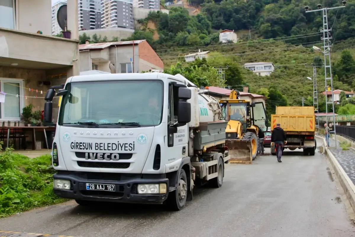 Giresun’da yol ve altyapı çalışmaları sürüyor