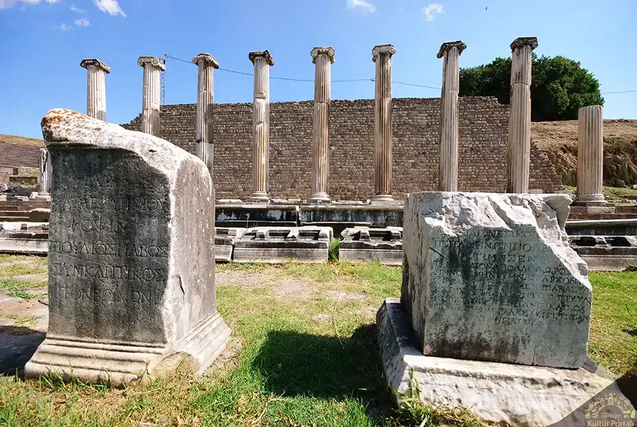 Bergama'da uygarlıkların izleri bir arada