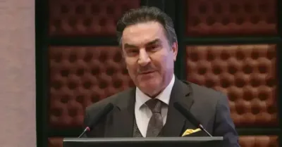 Prof. Dr. Zakir Avşar: "Etkileşim ve paylaşım budalaları"