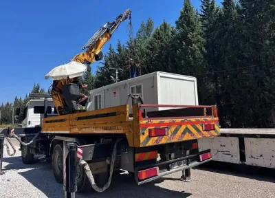 Yangından etkilenen vatandaşlar için AFAD konteynerleri Kaş’a ulaştı